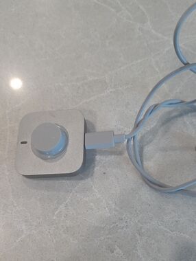 Oura Magnetic Charger Dock with Cable - Size 13 ONLY